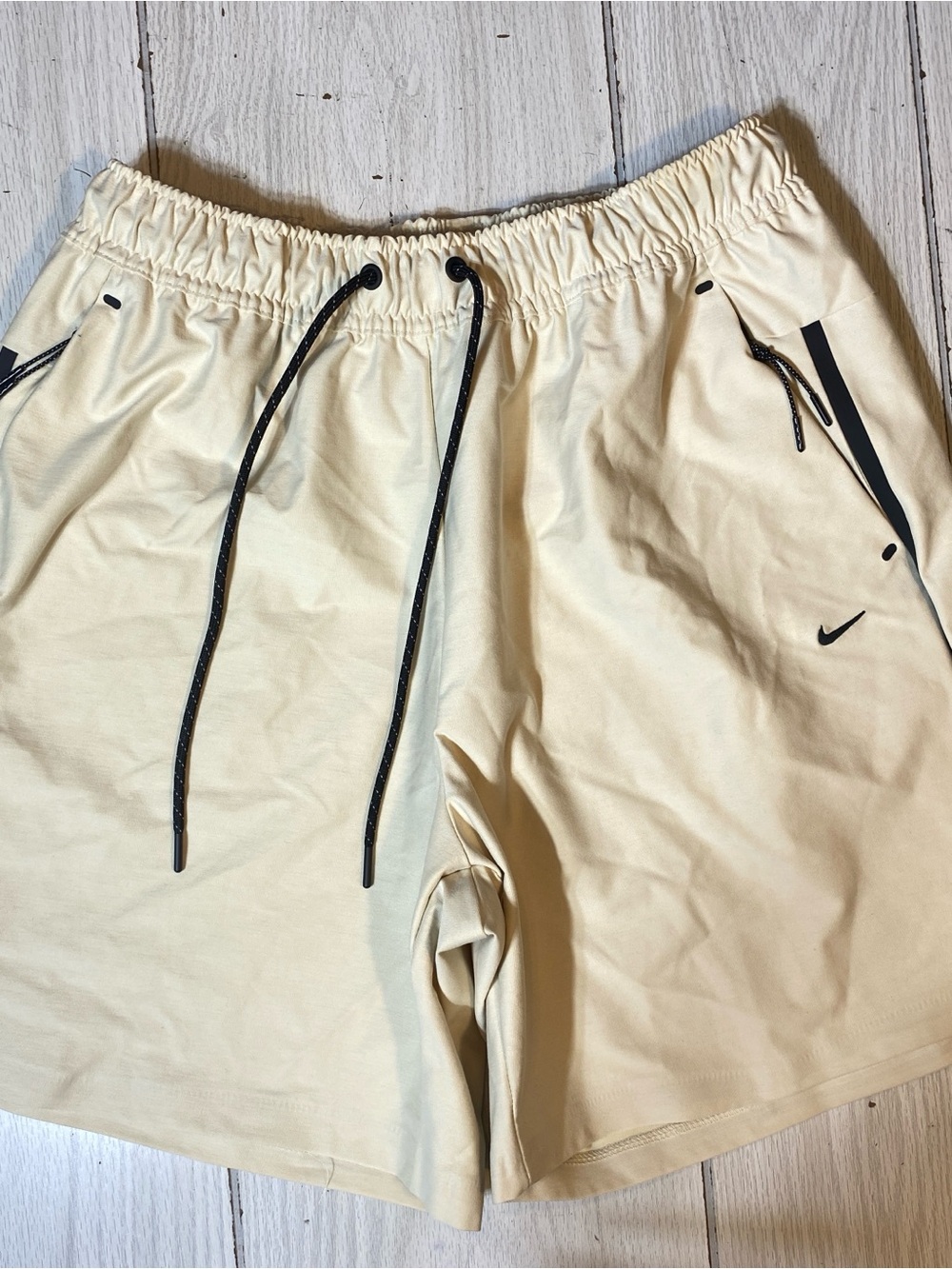 Nike Tech Dri-FIT Shori Knit Shorts Men's Size Small S Khaki Beige Loose Fit NWT